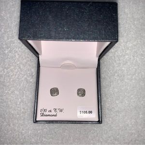 Silver 1/10 CTTW Diamond Earrings